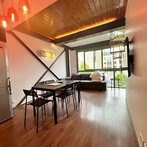 Pere Lachaise Apartment Paris