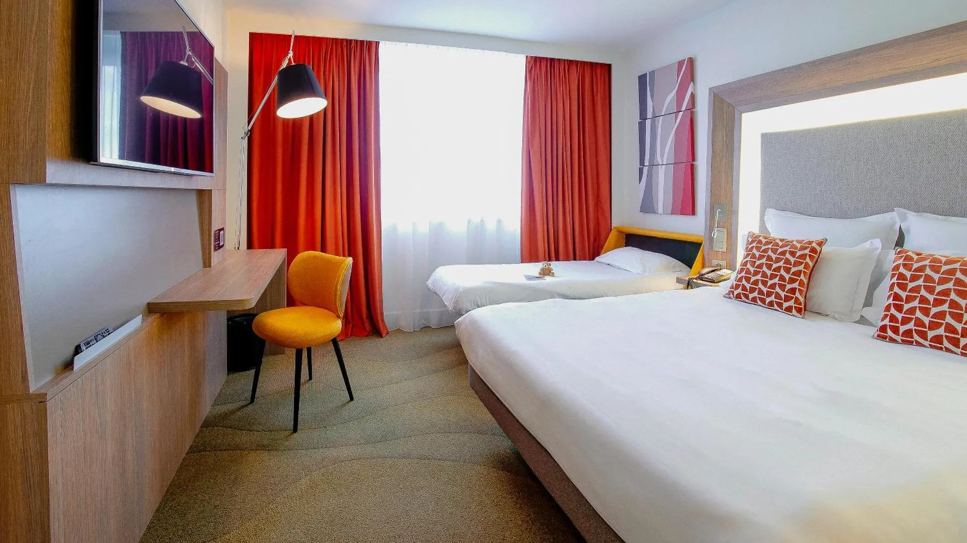 Novotel Lyon Centre-Confluence Bord De Saone France