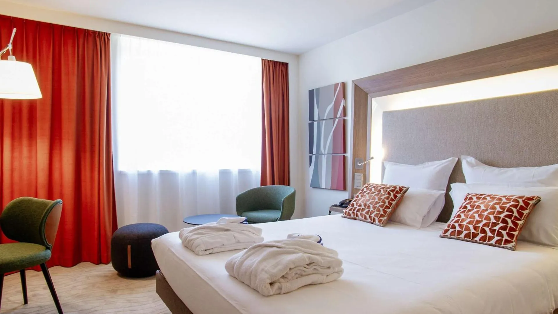 Novotel Lyon Centre-Confluence Bord De Saone