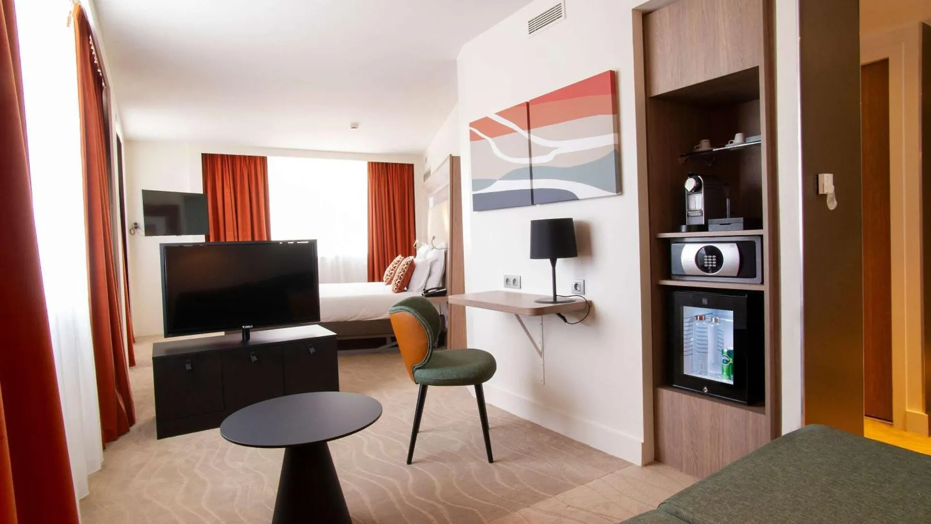 Novotel Lyon Centre-Confluence Bord De Saone
